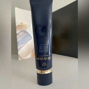 Cle De Peau CDP Beaute Voile Creme Correcteur Correcting Cream Veil SPF 25, 37ML